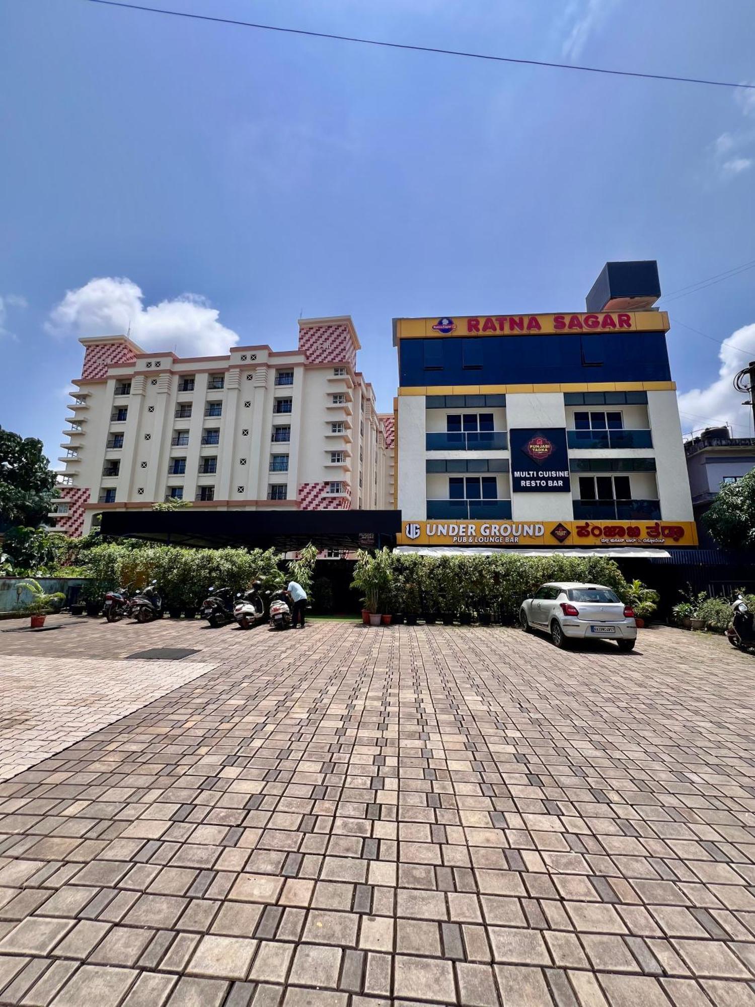 Hotel Ratna Sagar Manipal Esterno foto