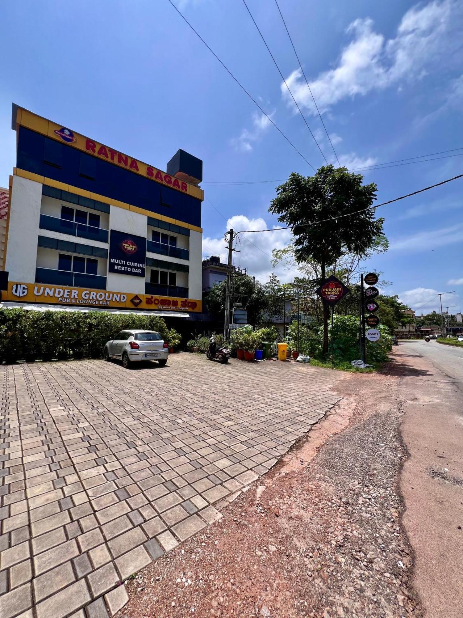 Hotel Ratna Sagar Manipal Esterno foto