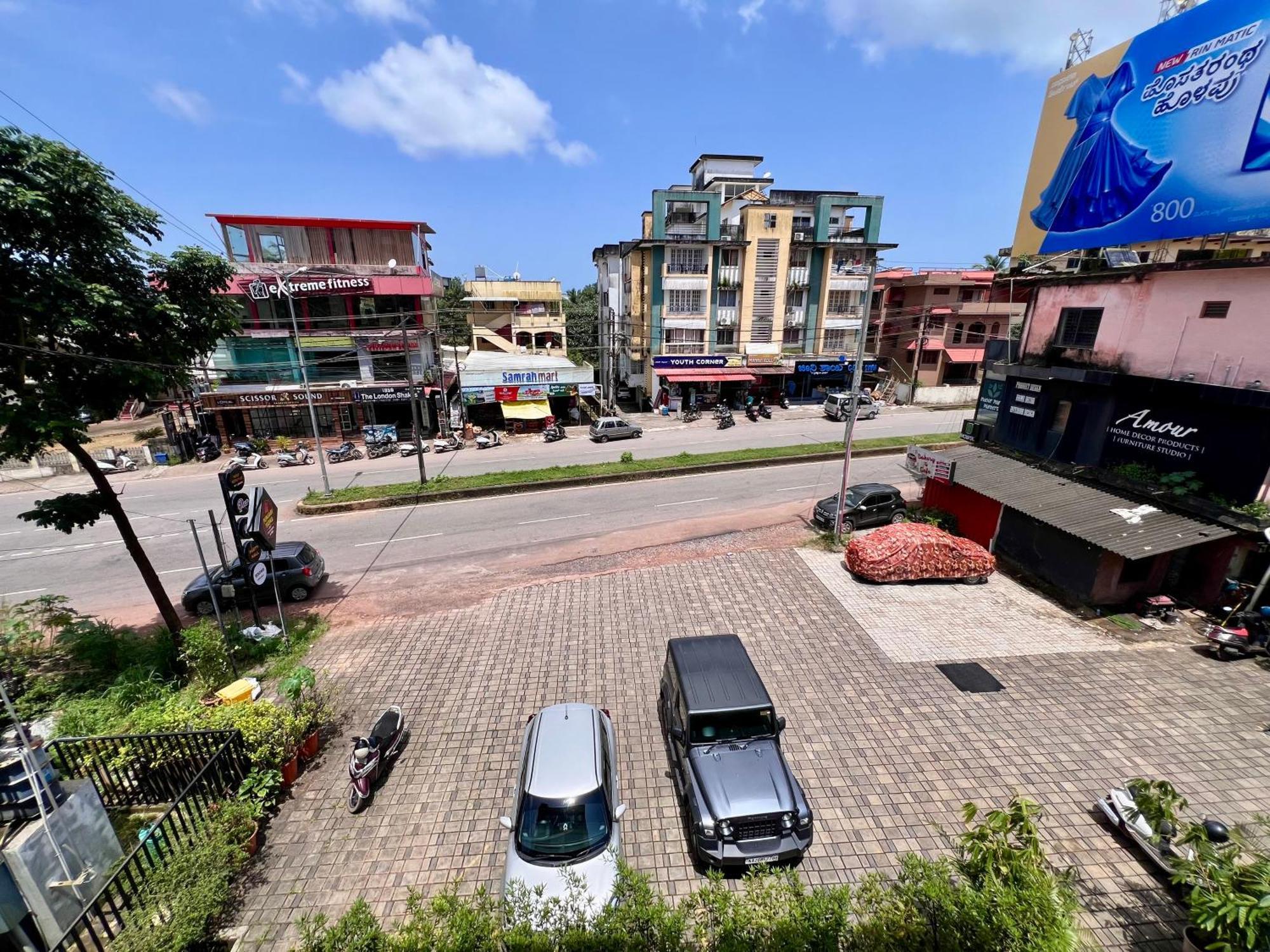 Hotel Ratna Sagar Manipal Esterno foto