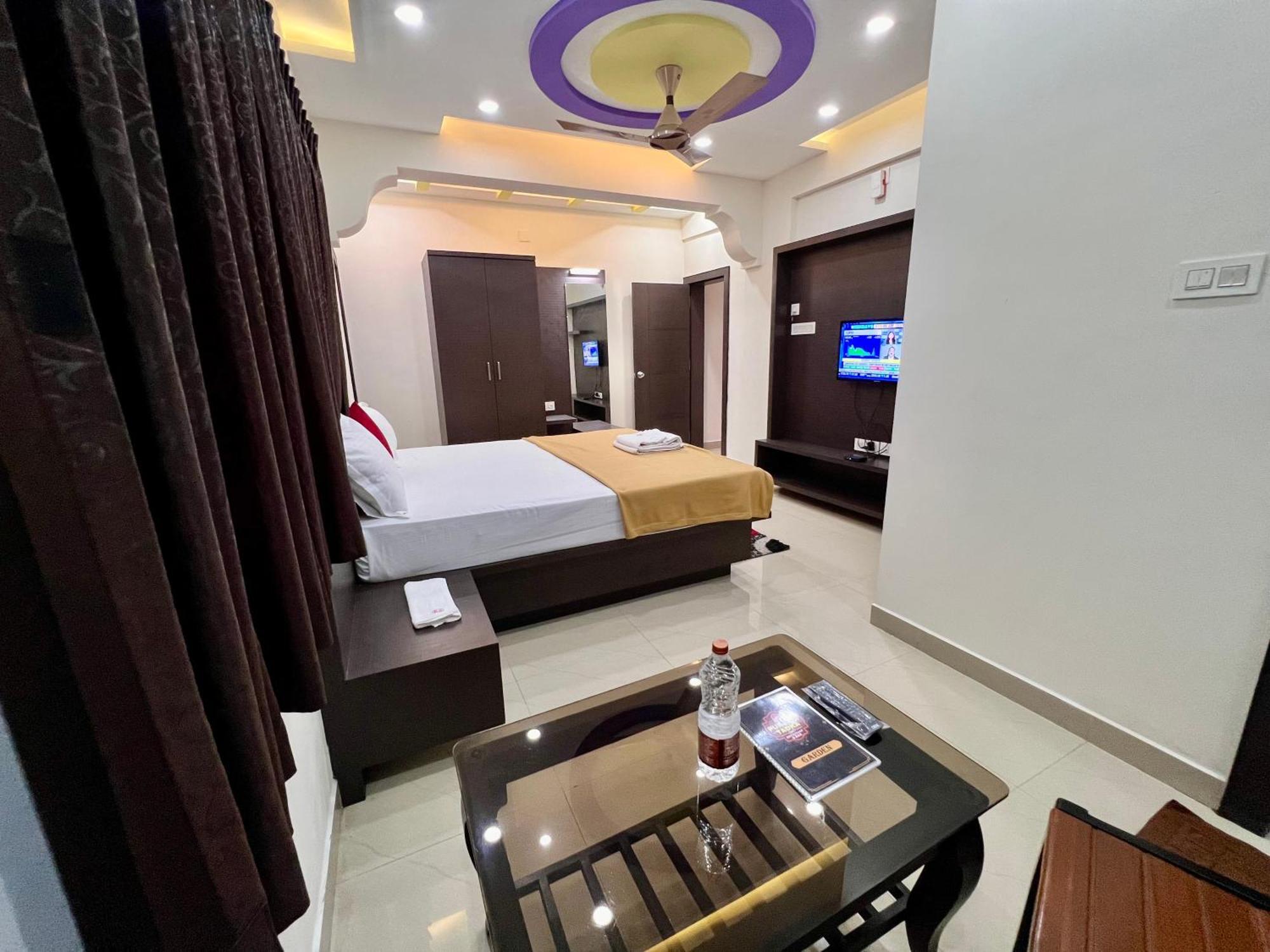 Hotel Ratna Sagar Manipal Esterno foto