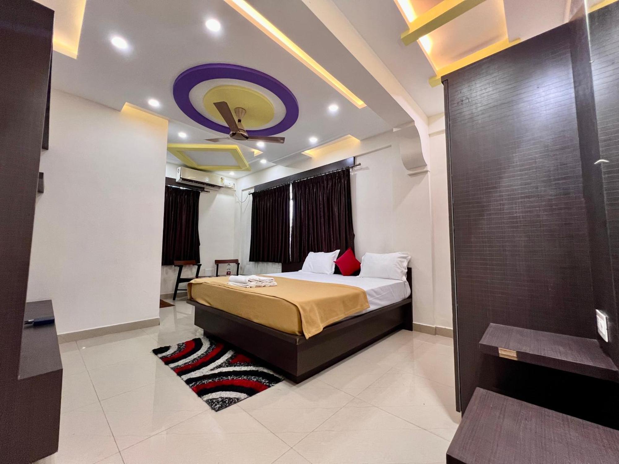 Hotel Ratna Sagar Manipal Esterno foto