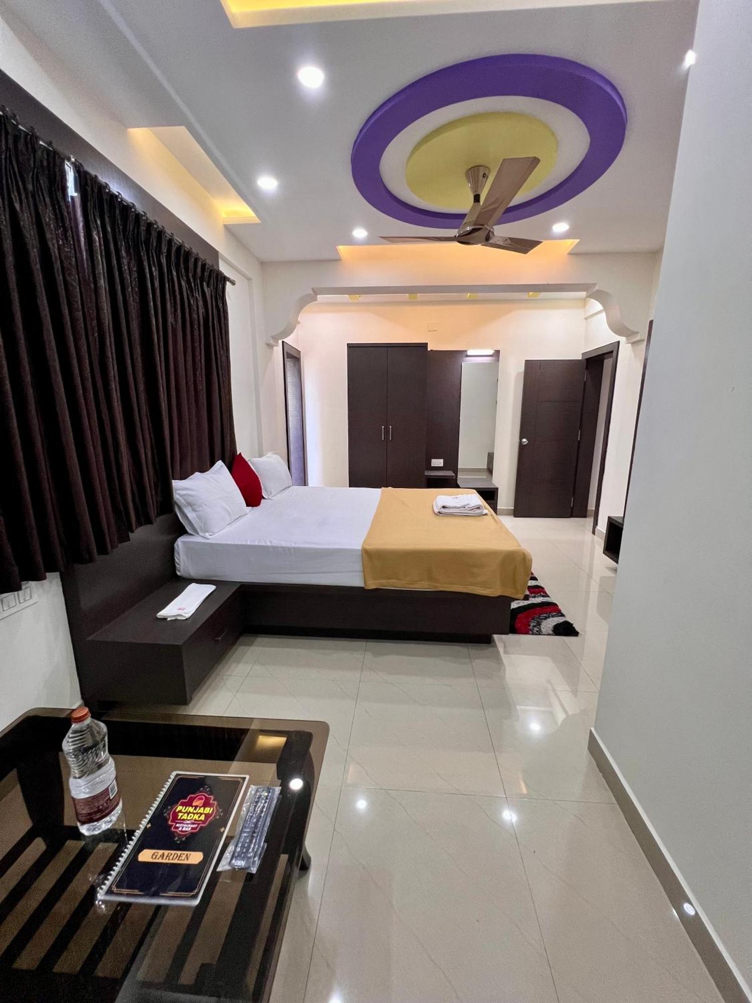 Hotel Ratna Sagar Manipal Esterno foto