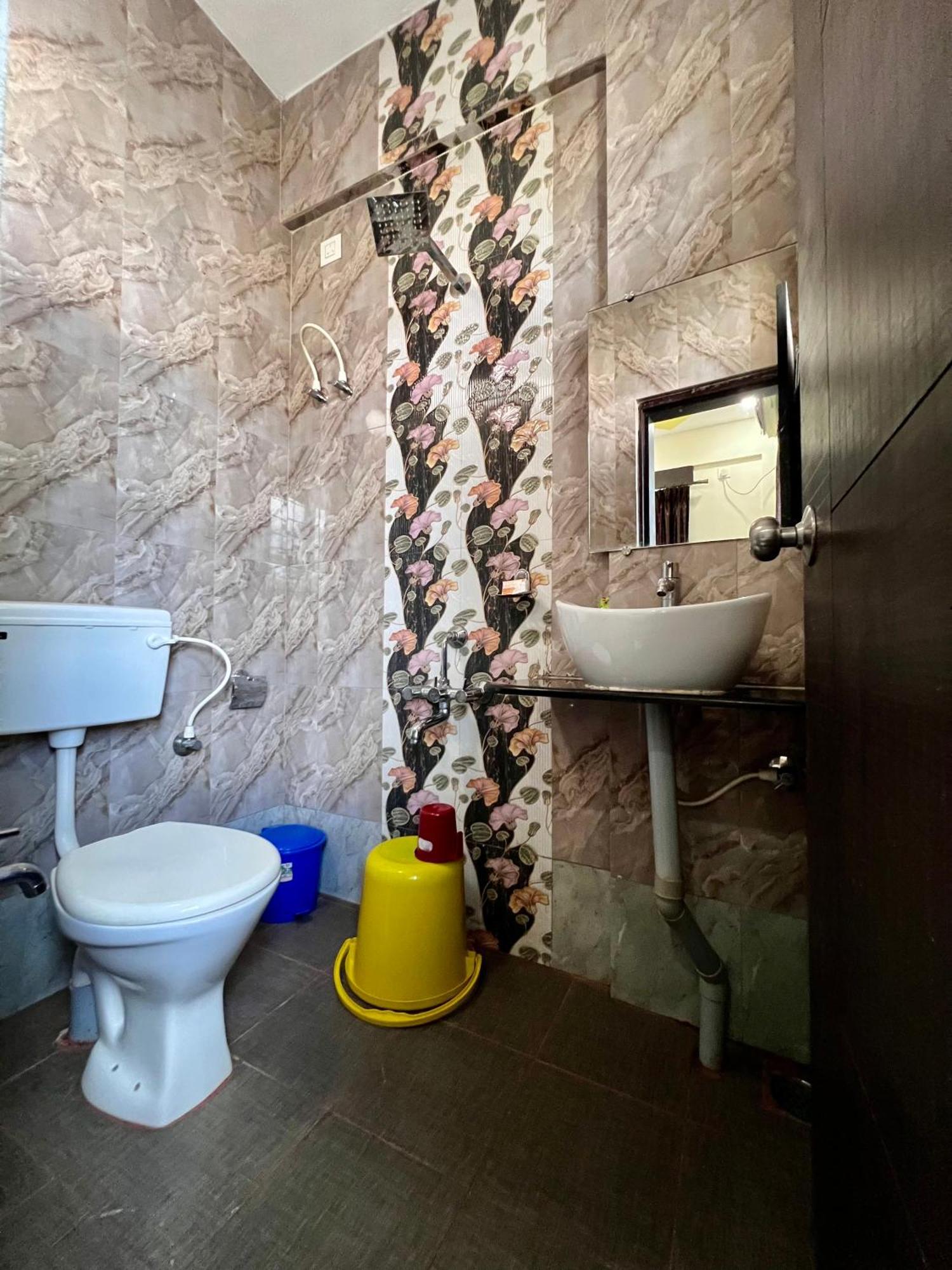 Hotel Ratna Sagar Manipal Esterno foto